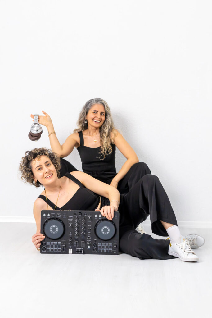 DJ SistersVibe-24